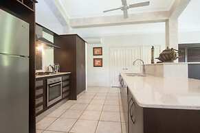 Tranquility By The Course Port Douglas