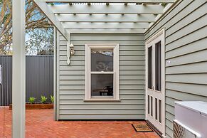 Grandview Accommodation - The Flaxley Apartments