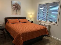 Rockerville Lodge & Cabins