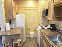 Rockerville Lodge & Cabins