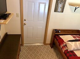 Rockerville Lodge & Cabins