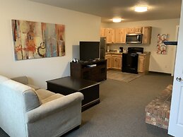 Rockerville Lodge & Cabins