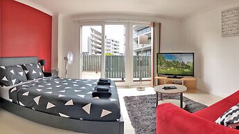 MyHoYoHo Design Studio Apartment