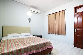 Taman Mekar Beach Inn