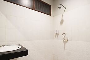 Taman Mekar Beach Inn