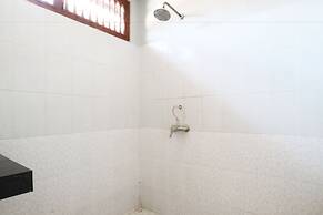 Taman Mekar Beach Inn