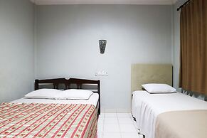 Taman Mekar Beach Inn