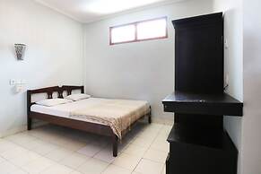 Taman Mekar Beach Inn