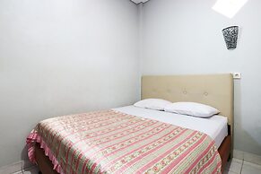 Taman Mekar Beach Inn