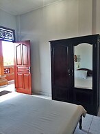 Taman Mekar Beach Inn