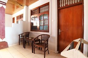 Taman Mekar Beach Inn