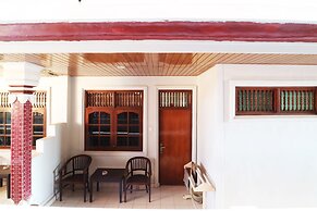 Taman Mekar Beach Inn