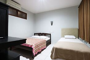 Taman Mekar Beach Inn