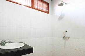 Taman Mekar Beach Inn