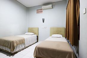 Taman Mekar Beach Inn