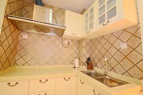 Taiyuan Strawberry Apartment