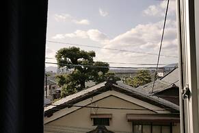 Gojo Guest House Annex - Hostel