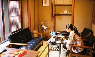 Gojo Guest House Annex - Hostel