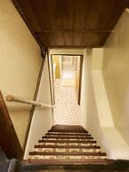 Gojo Guest House Annex - Hostel