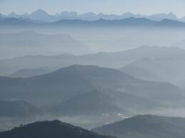 Everest Manla Resort