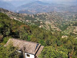 Everest Manla Resort