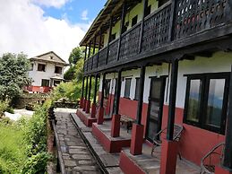 Everest Manla Resort