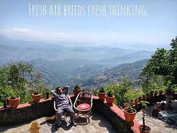 Everest Manla Resort