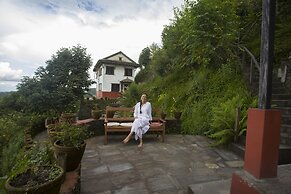 Everest Manla Resort