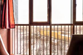 AG Apartment Dunayskii 23