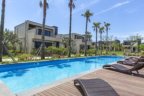 Leeum Island Spa & Pool Villa