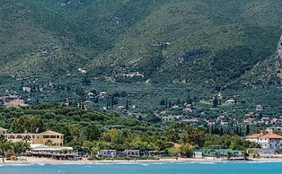 House 1910 by Zante Plaza