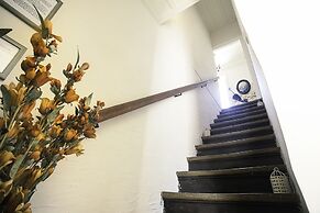 House 1910 by Zante Plaza