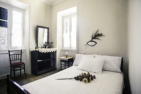 House 1910 by Zante Plaza