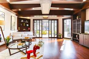 Bright House Shanghai