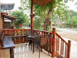 Sisatchanalai Heritage & Resort