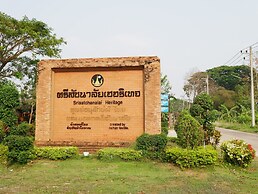 Sisatchanalai Heritage & Resort