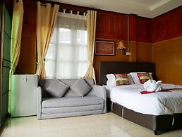 Sisatchanalai Heritage & Resort