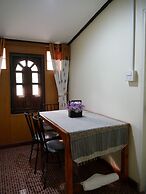 Sisatchanalai Heritage & Resort