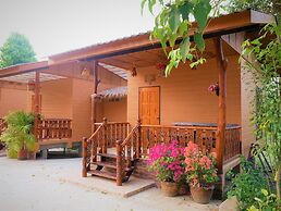 Sisatchanalai Heritage & Resort