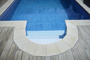 Unique Villa La Vie Est Belle