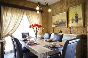 Unique Villa La Vie Est Belle