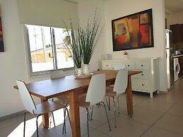 Colonial Beach Villa