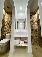 Montani Beach Resort Puerto Galera powered by Cocotel