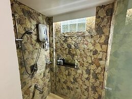 Montani Beach Resort Puerto Galera powered by Cocotel