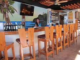 Montani Beach Resort Puerto Galera powered by Cocotel