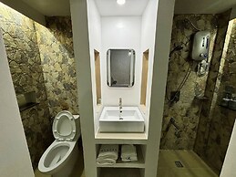 Montani Beach Resort Puerto Galera powered by Cocotel