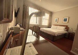 Welbeck Hotel and Apartments
