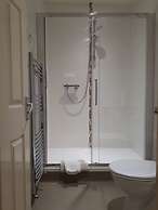 Welbeck Hotel and Apartments