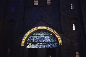 Le Curieux