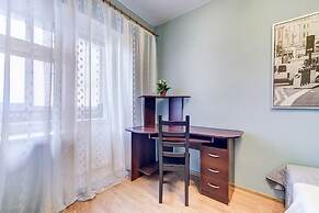 AG Apartment Varshavskaya 19